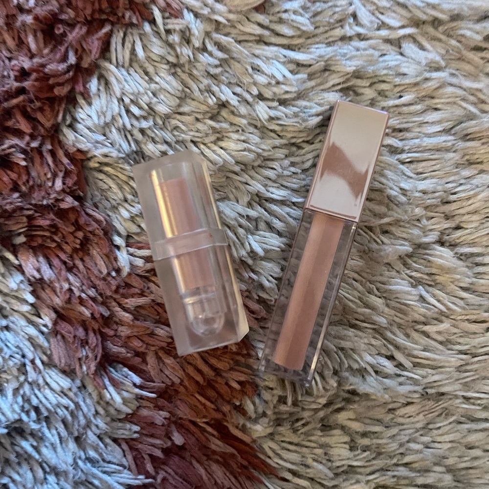RARE kkwbeauty classic Kim matte lipstick and gloss